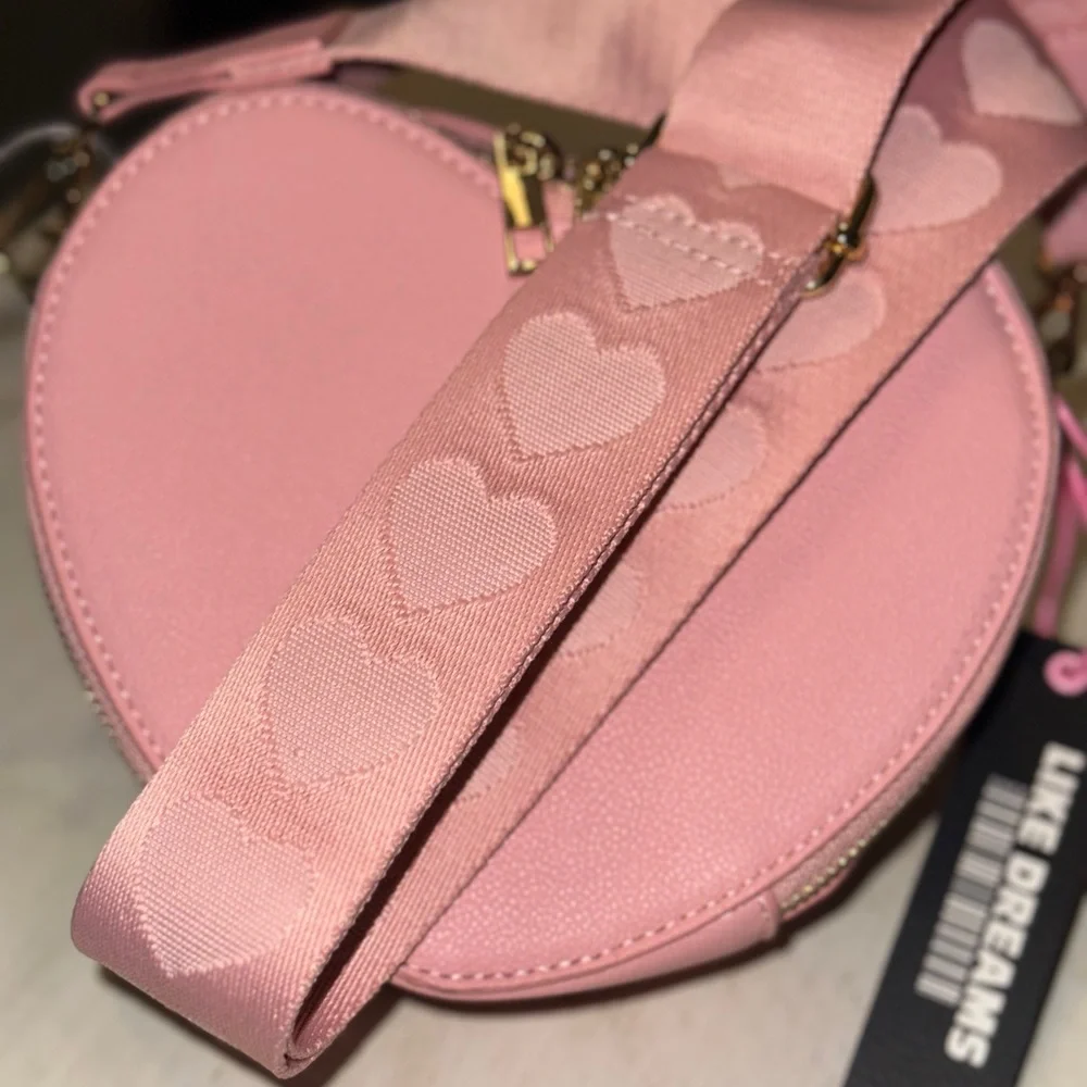 Like Dreams Pink Zipper Heartbreaker Valentines Day Heart Shaped Purse. New - Picture 5 of 7